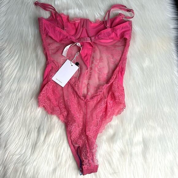 Lovers + Friends Ariella Bodysuit in Rose - Picture 6 of 10
